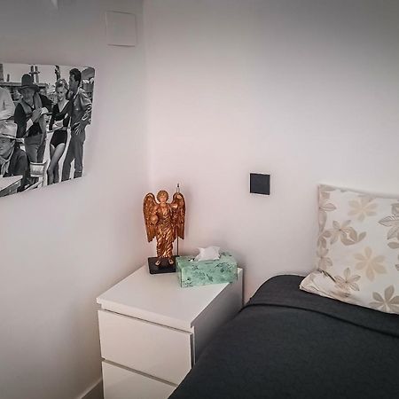 Tofi Appartement Madrid Buitenkant foto